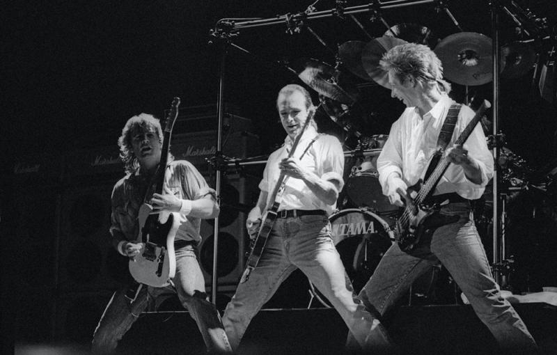 Dave Hogan Status Quo