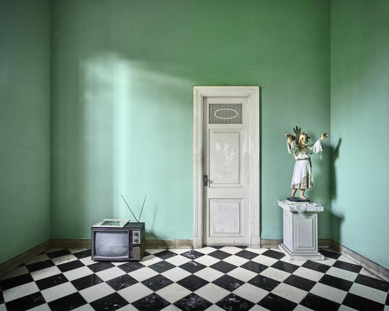 David Burdeny Angel Arms Rabbit Ears Havana Cuba