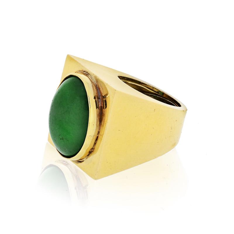 David Webb David Webb 18K Gold Large Chunky Jade Ring