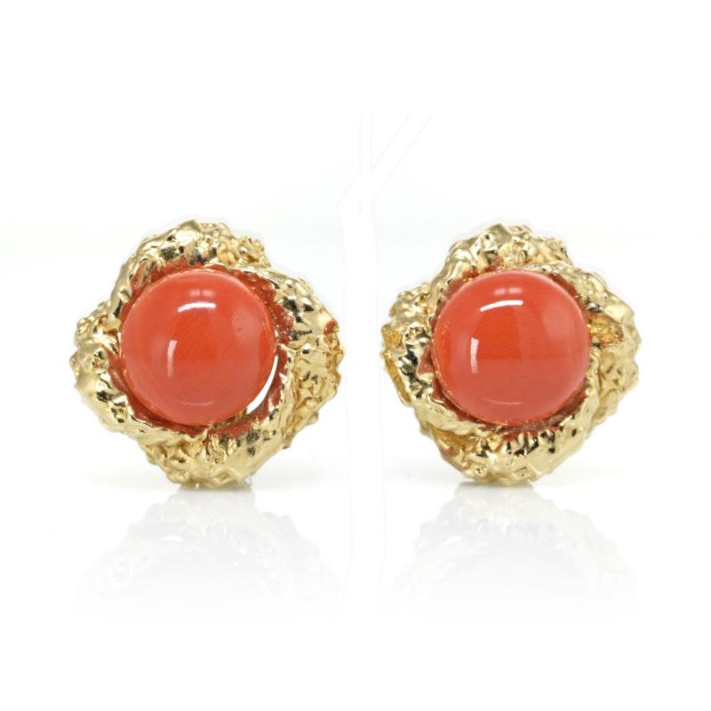 David Webb David Webb 1970s Round Cabochon Coral Clip On Earrings