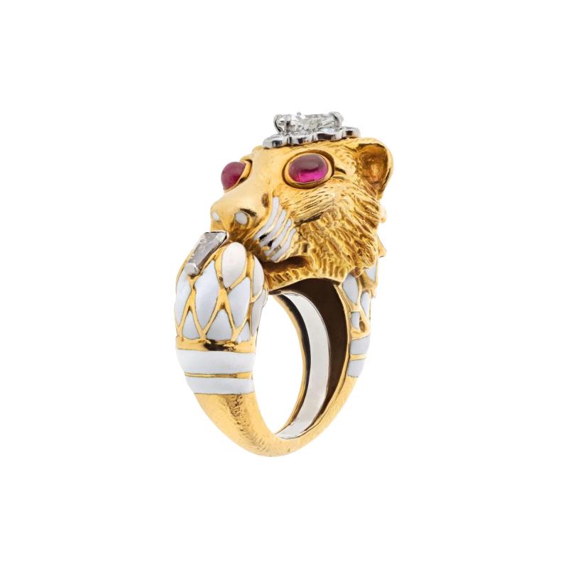 David Webb PLATINUM 18K YELLOW GOLD WHITE ENAMEL DIAMOND HEAD RUBY EYE LION RING