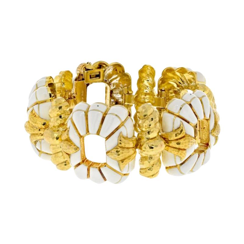 David Webb PLATINUM 18K YELLOW GOLD WHITE ENAMEL FLORAL MOTIF OPEN LINK BRACELET