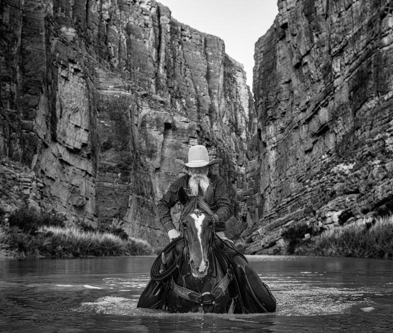 David Yarrow The Border