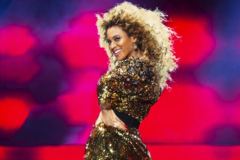 Denis O Regan Beyonce at Glastonbury Festival