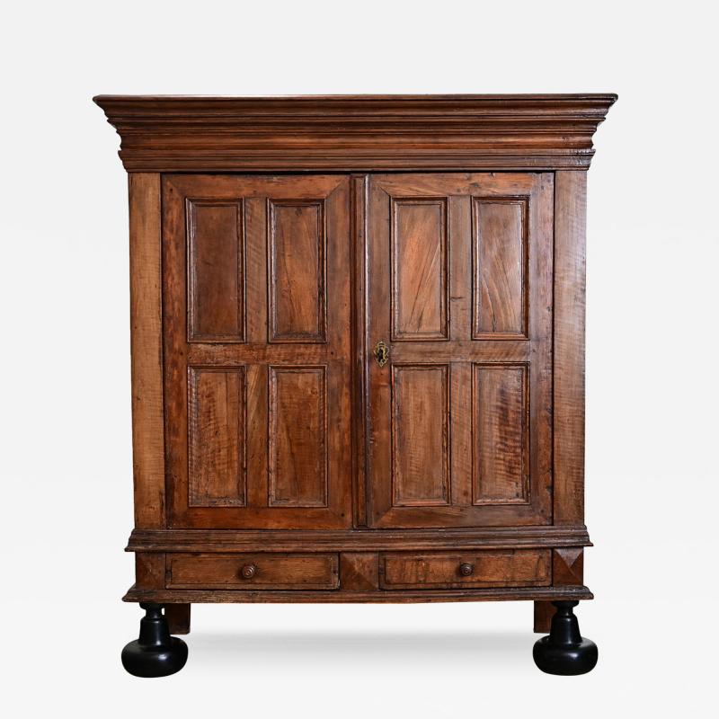 Dutch 18th Century Oak Kussenkast Armoire