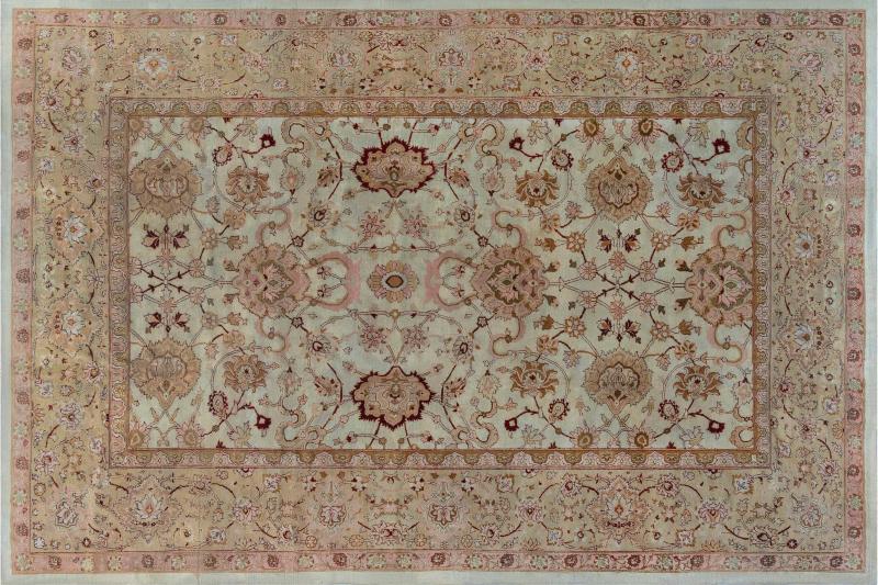 EARLY 20TH CENTURY INDIAN AMRITSAR RUG