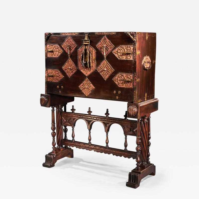 EXCEPTIONAL EARLY 17TH CENTURY SPANISH WALNUT VARGUENO DESK ON STAND