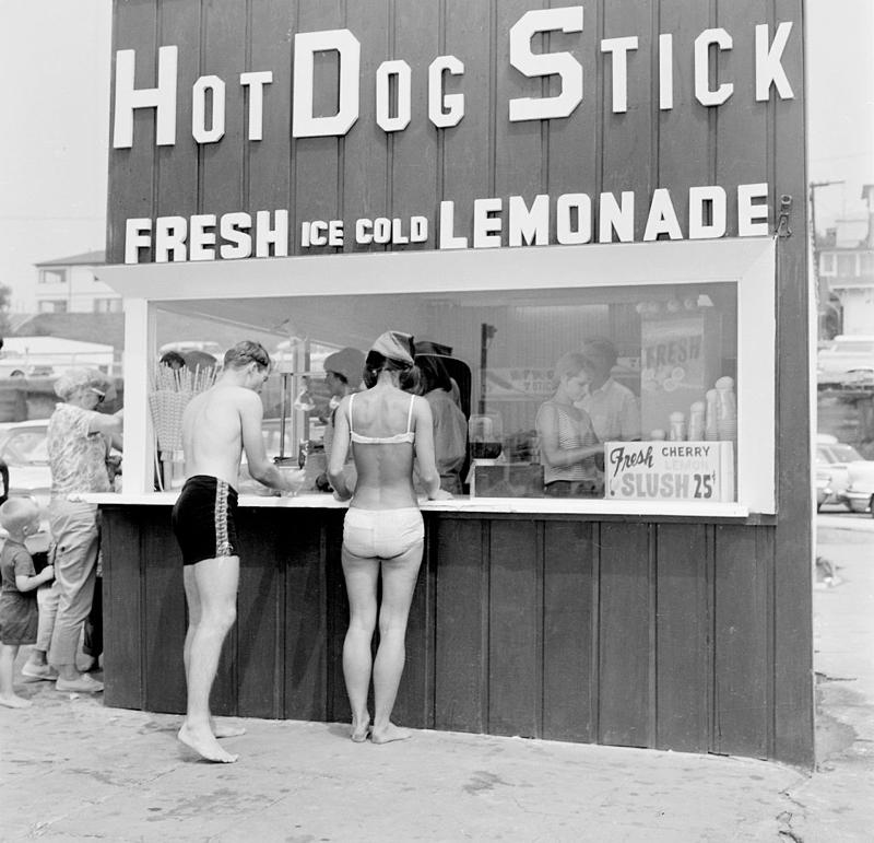 Earl Leaf California Beach Girls