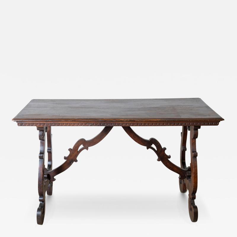 Early 18th Century Italian Fratino Table in Walnut Umbrian Origin