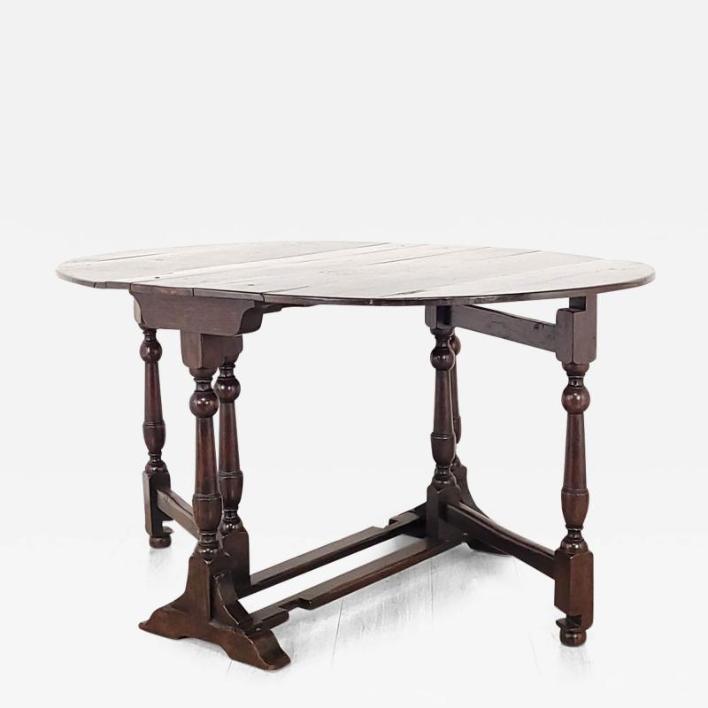 Early 19th Century English Oak Dropleaf Table