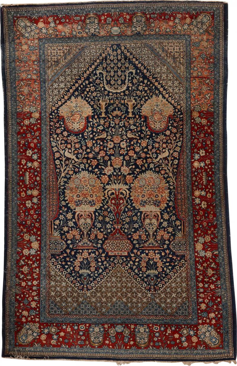 Early 20th century Persian Kashan floral wool rug