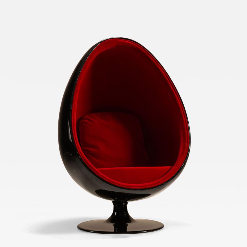 Eero Aarnio Eero Aarnio Egg Pod Chair in Black and Red Finland 1960s