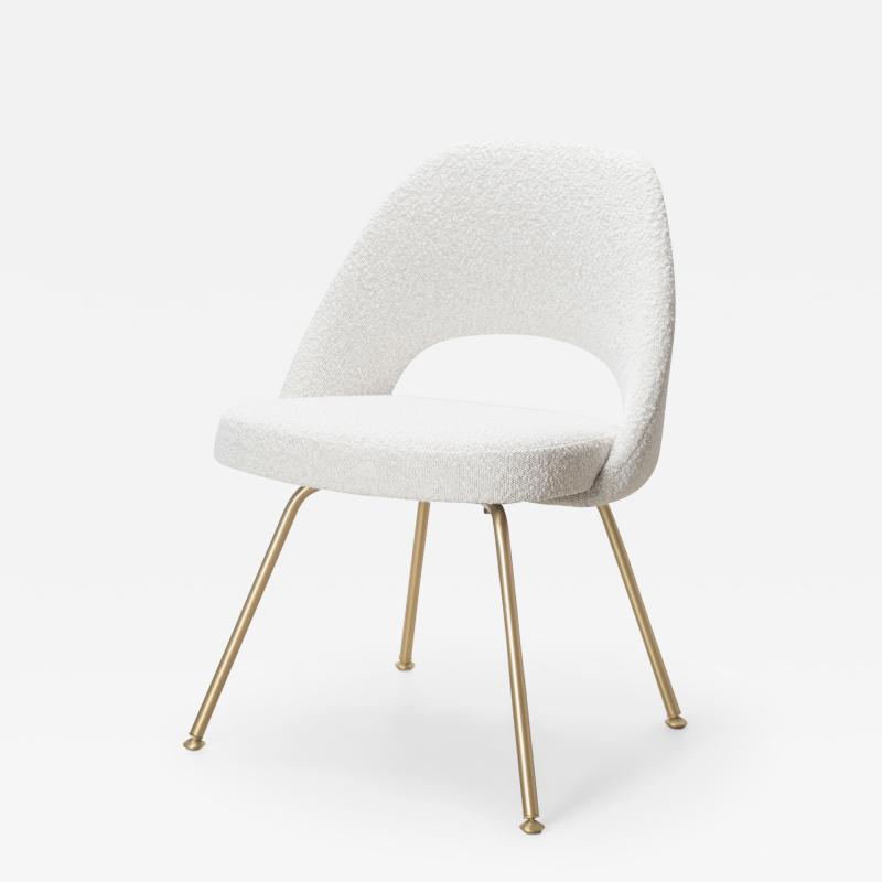 Eero Saarinen Eero Saarinen for Knoll Executive Armless Chairs in Boucl Brushed Brass
