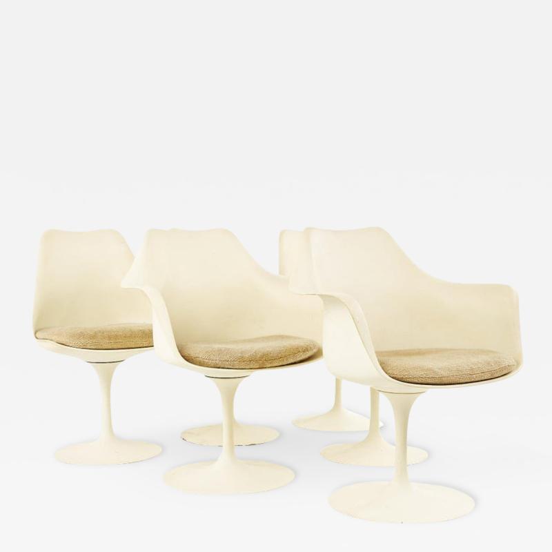 Eero Saarinen Eero Saarinen for Knoll Tulip Dining Chairs with Two Captains Chairs Set of 6