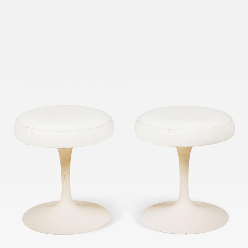 Eero Saarinen Pair of Finnish Eero Saarinen for Knoll International Swivel Tulip Stools