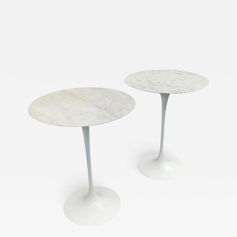 Eero Saarinen Perfect Pair of Saarinen Knoll Studio Round Marble Top Tulip Side or End Table