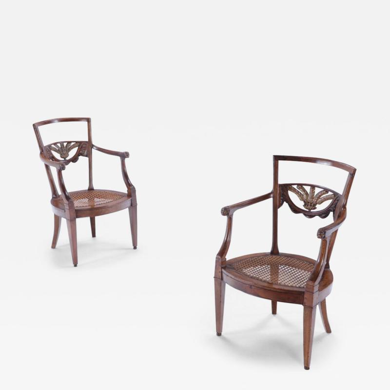 Elegant pair of Italian walnut and gilt armchairs circa 1820 