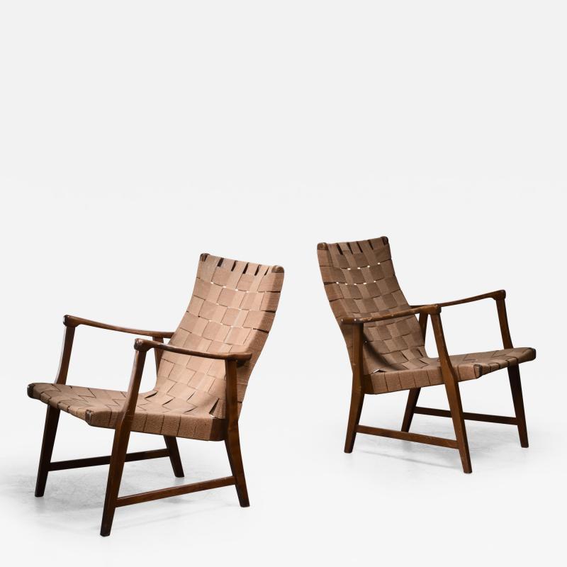 Elias Svedberg Elias Svedberg Pair of Chairs for Nordiska Kompaniet Sweden 1940s