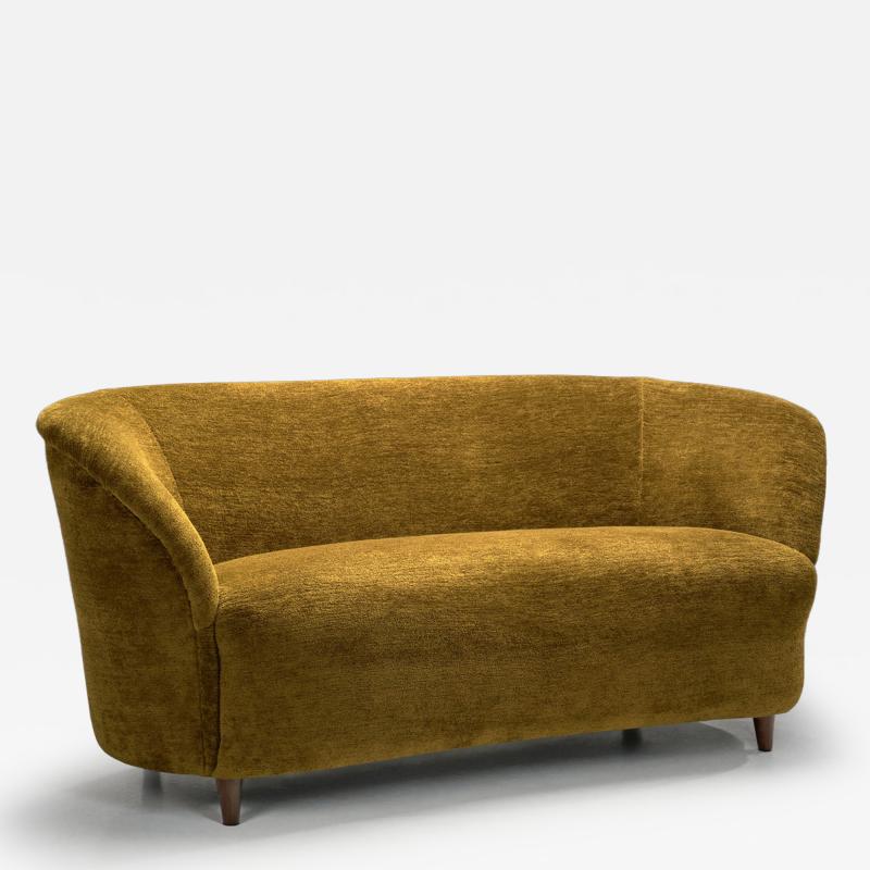 Elna Kiljander Rounded Sofa by Elna Kiljander for Mobilia Finland 1930s