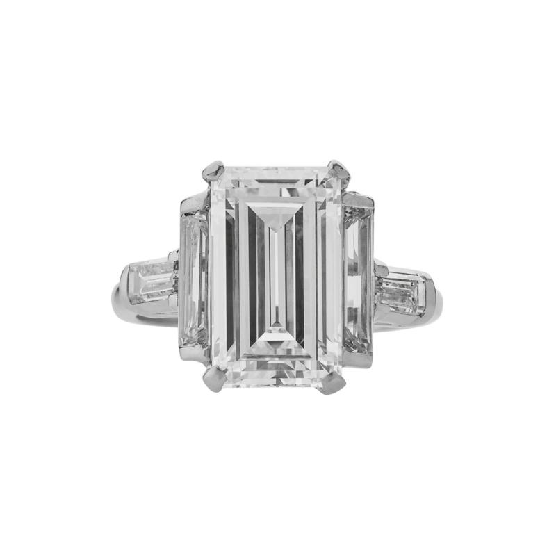 Emerald cut Diamond Solitaire Ring