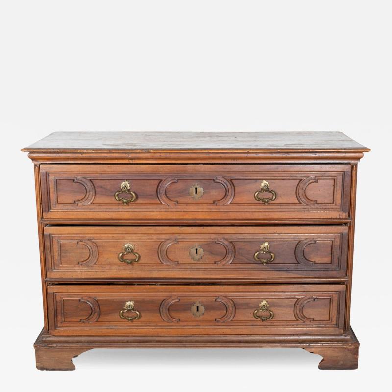 Emilian Bolognese Walnut Chest of Drawers with Rusticated Drawers Mid 17th Cent