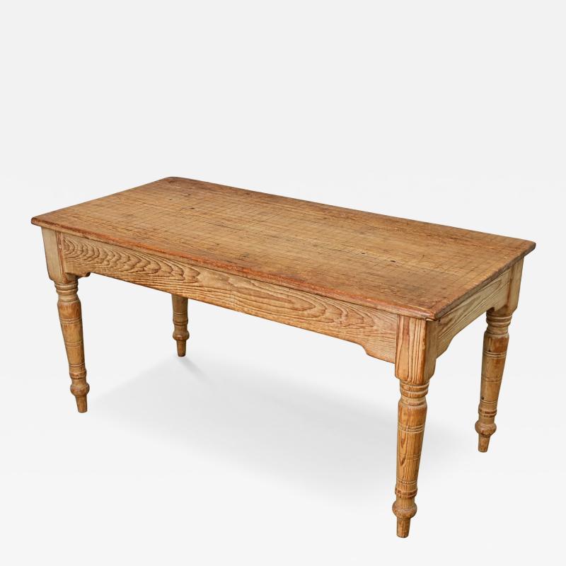 English 19th Century Pine Coffee Table