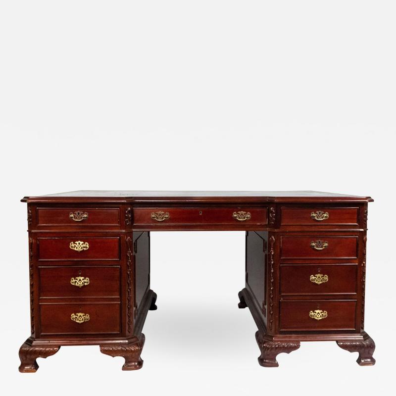 English Georgian Mahogany Kneehole Desk