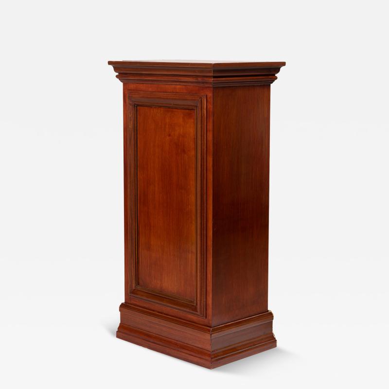 English Georgian Style Display Pedestal