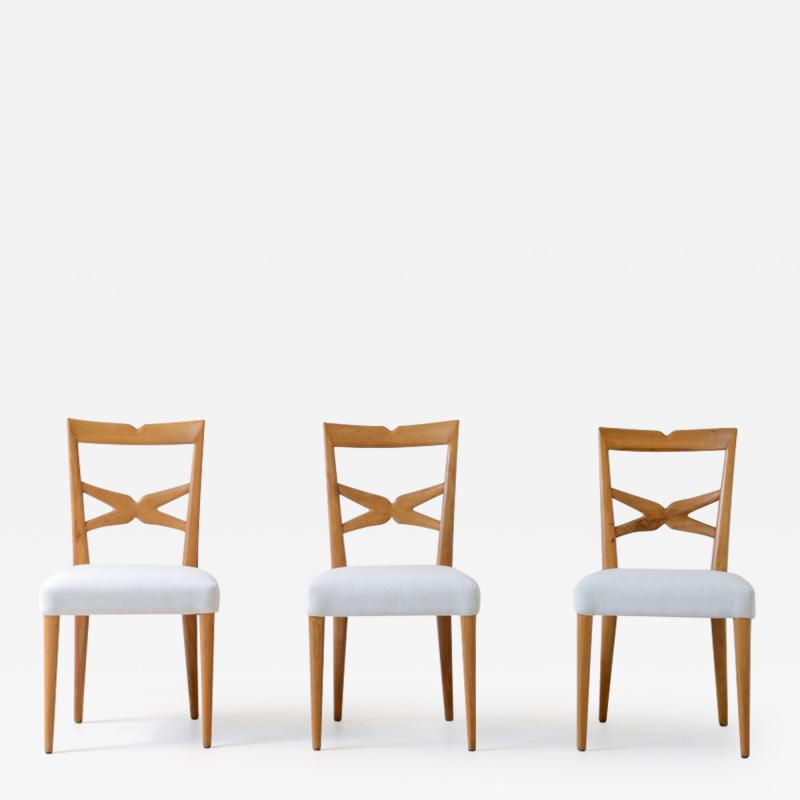 Enrico Ciuti Set of 6 elegant blond walnut chairs with open back and upholstered seat 
