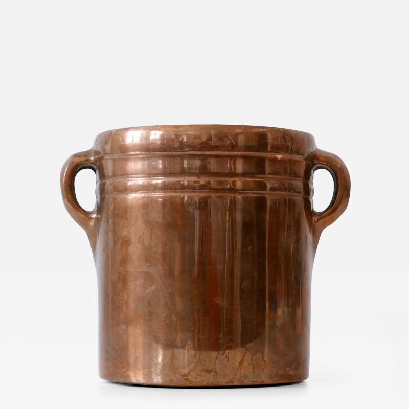 Esa Fedrigolli Exceptional Bronze Champagne Cooler or Ice Bucket by Esa Fedrigolli for Esart