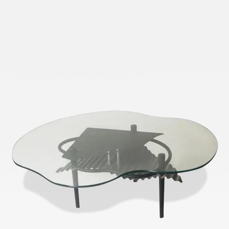 Ettore Sottsass Mid Century Italian Post Modern Memphis Sottsass Style Coffee Table in Black