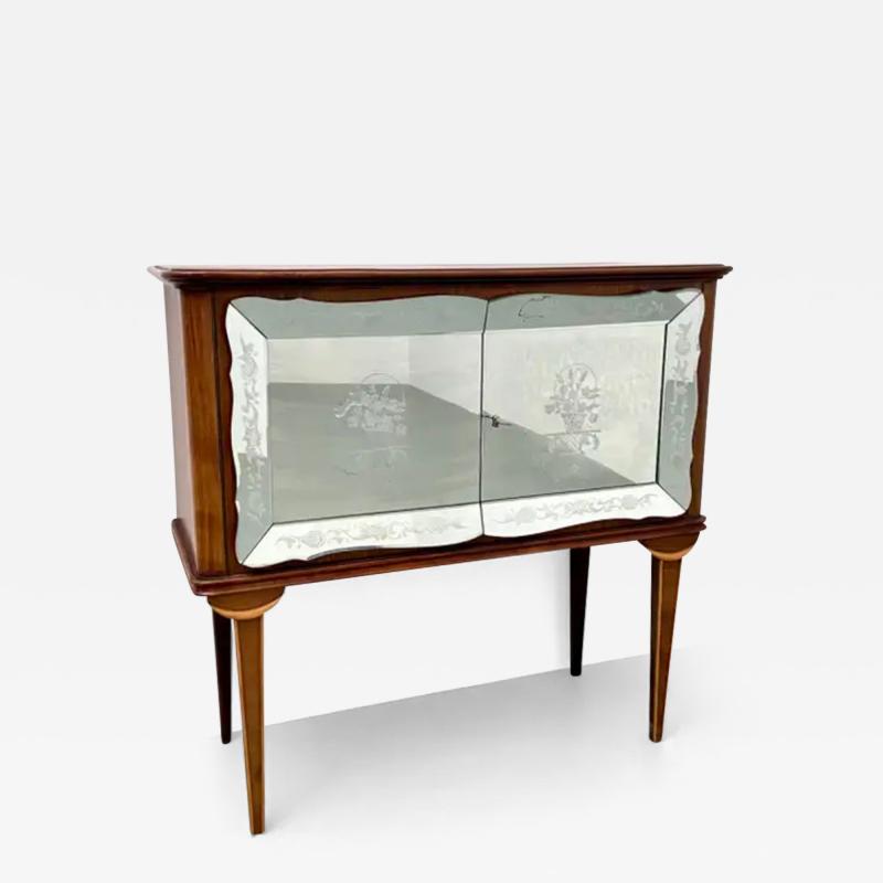 Eugenio Gerli Osvaldo Borsani Cabinet Dry Bar in Wood Glass and Mirrors Italy 1950s