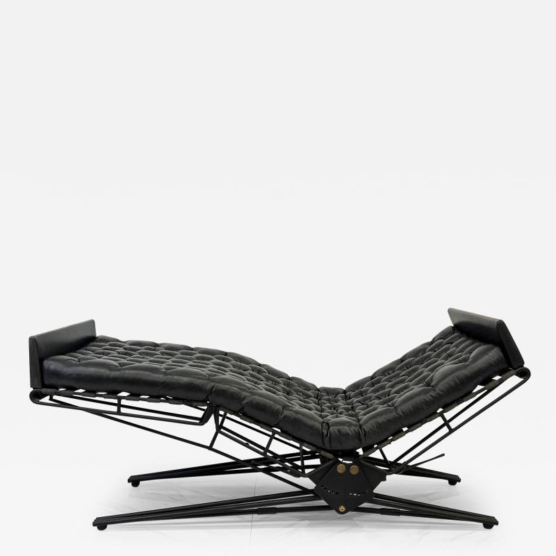 Eugenio Gerli Osvaldo Borsani Osvaldo Borsani Adjustable Leather L77 Daybed Chaise for Tecno Italy 1950s