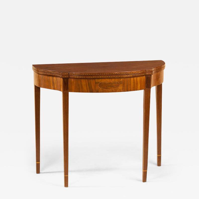 FEDERAL SERPENTINE FRONT INLAID CARD TABLE