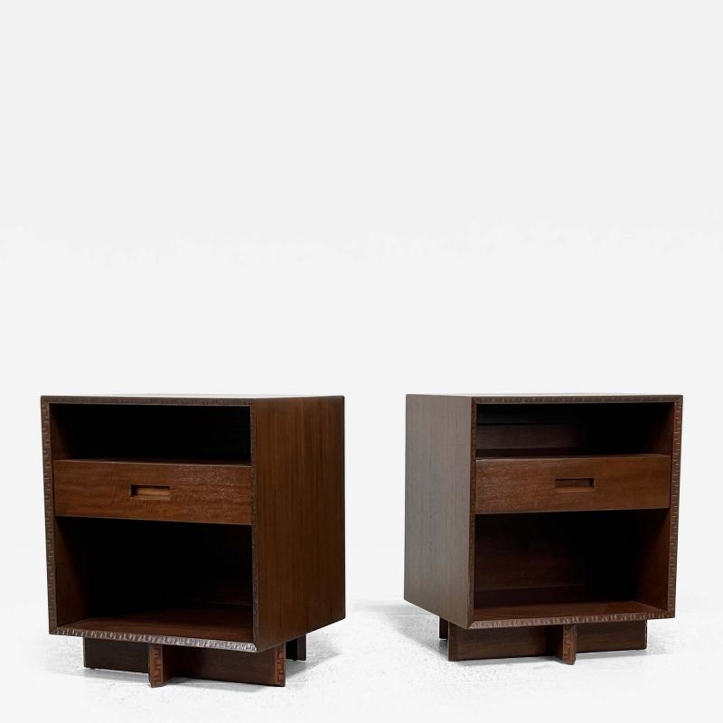 FRANK LLOYD WRIGHT FOR HENREDON PAIR OF NIGHTSTANDS