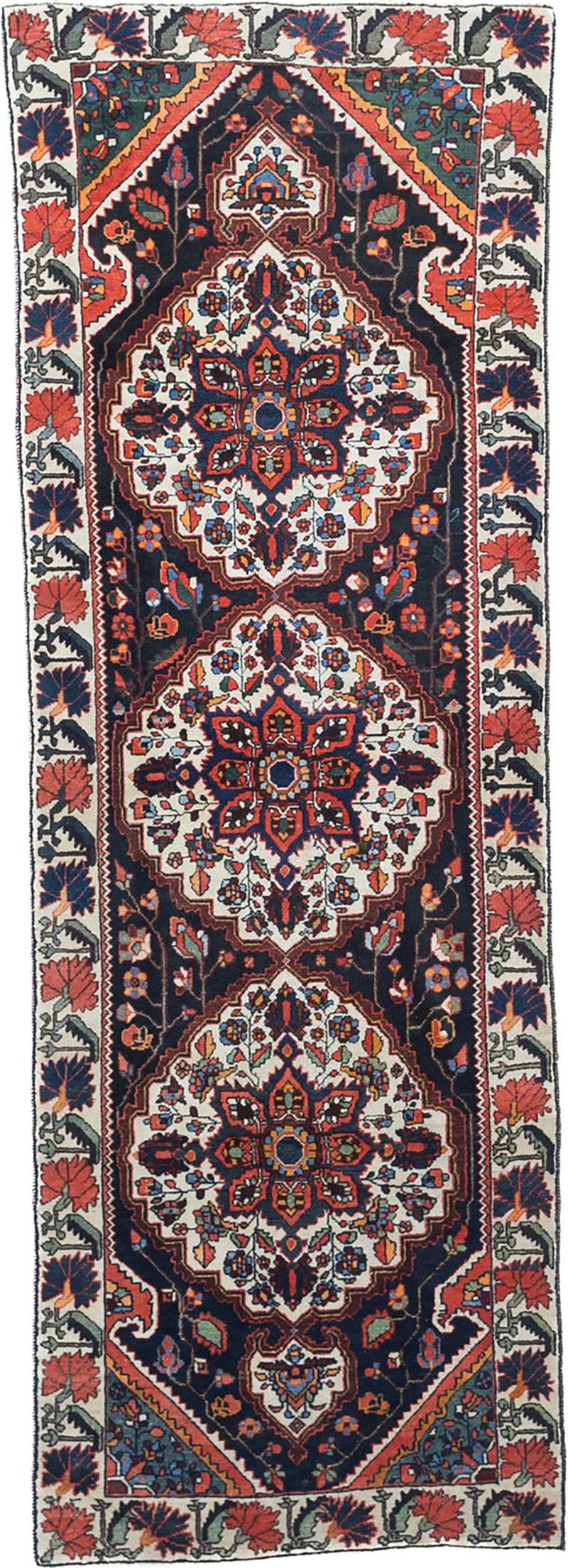 Fine Antique Persian Bakhtiari Rug 3 4 x 9 11 
