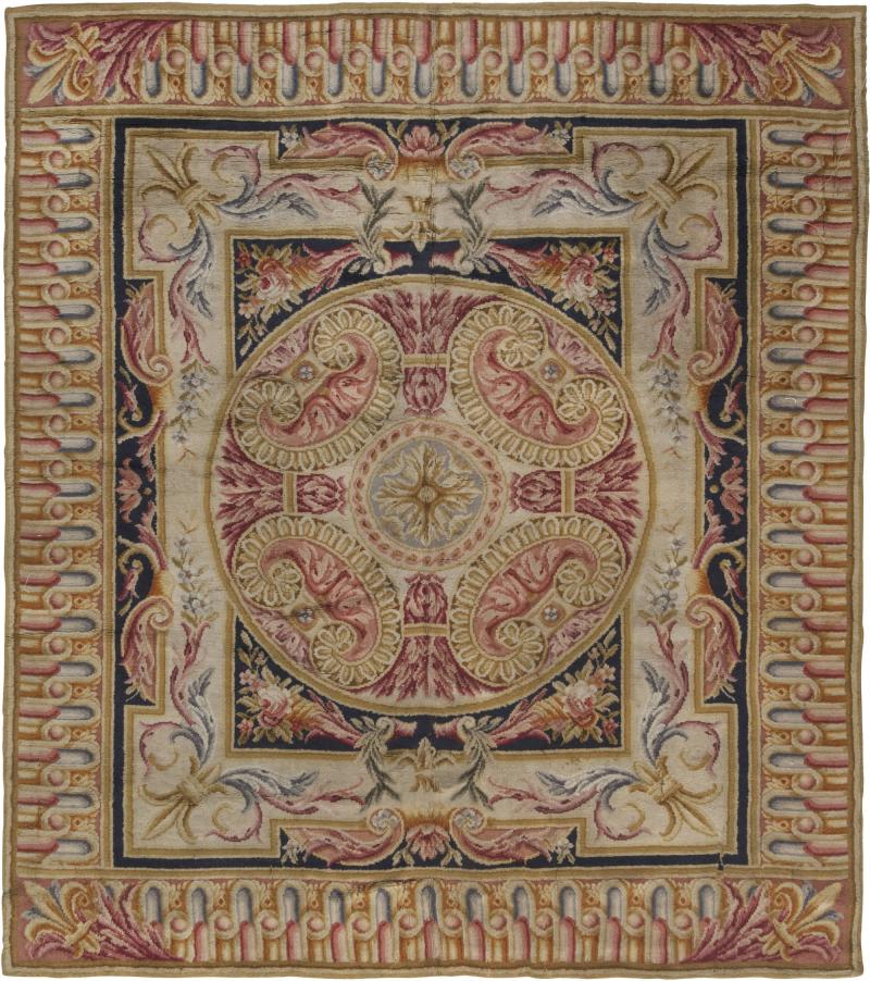 Fine Antique Savonnerie Hand Knotted Wool Carpet
