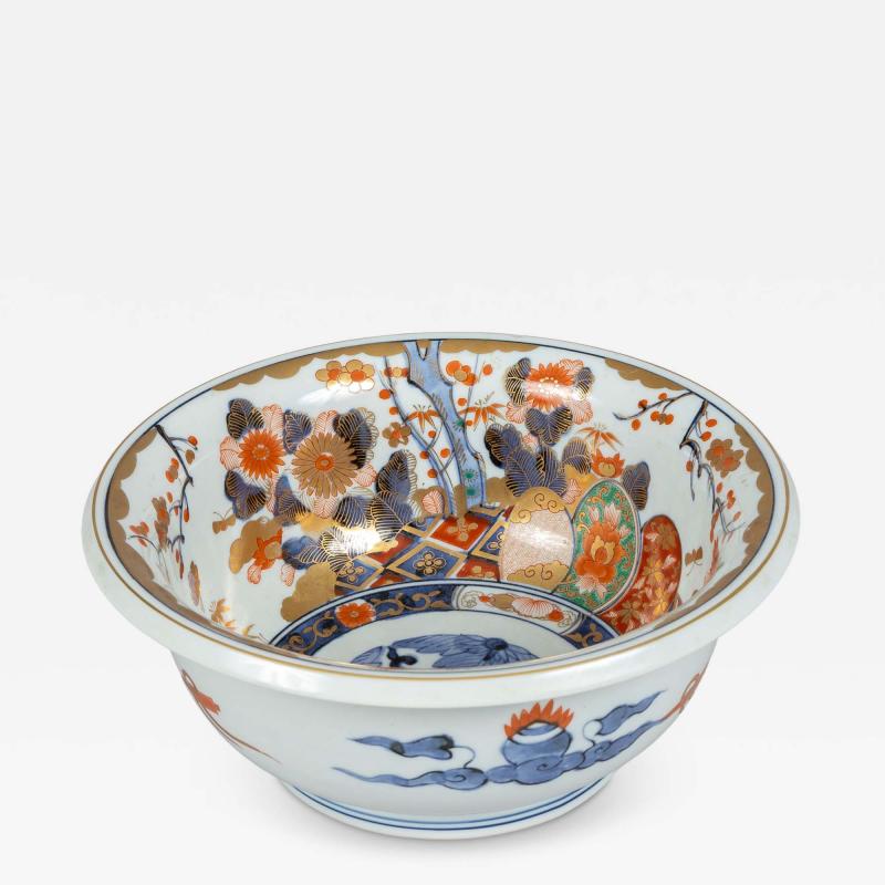 Fine Imari Hand Painted Porcelain Bowl