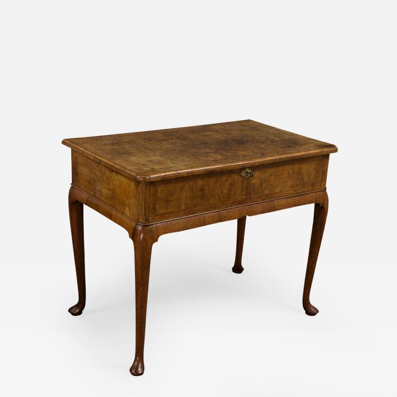 Fine Queen Ann Burr Walnut Side Table