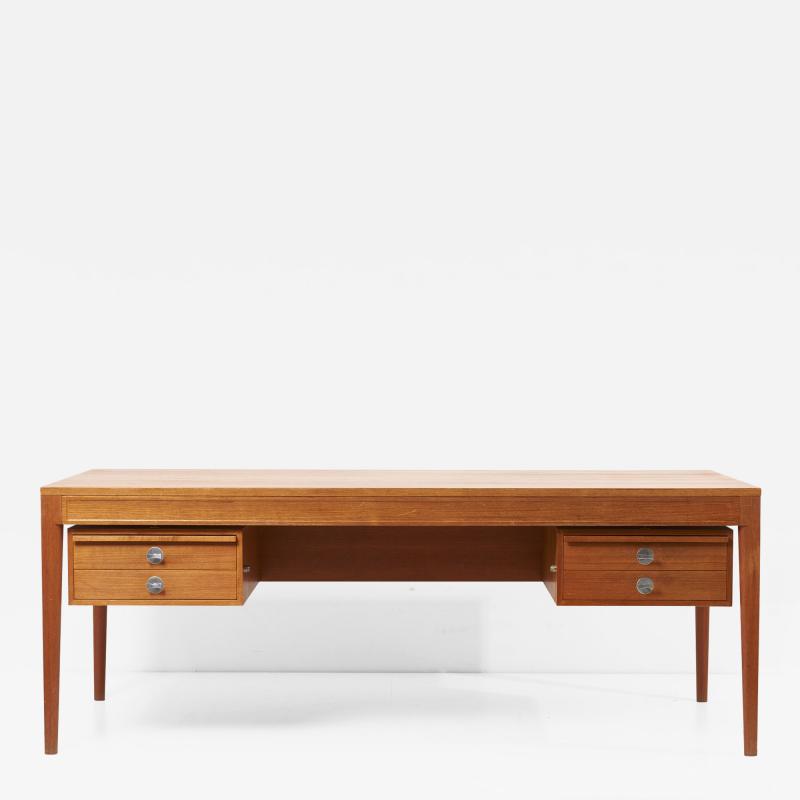 Finn Juhl Excellent Large Finn Juhl Diplomat Desk Denmark 1960s