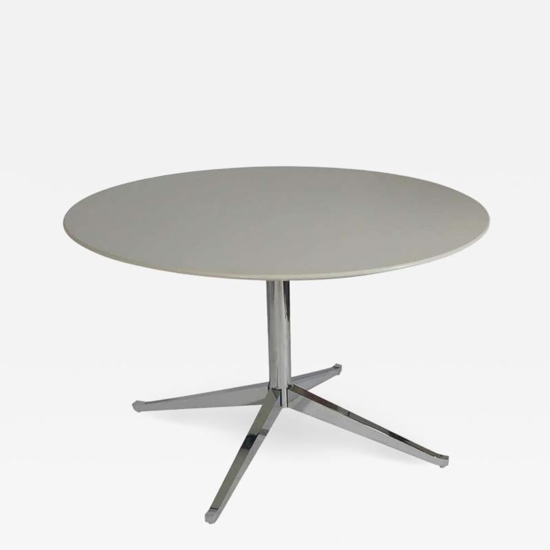Florence Knoll Mid Century Modern Round Dining Table or Desk by Florence Knoll for Knoll