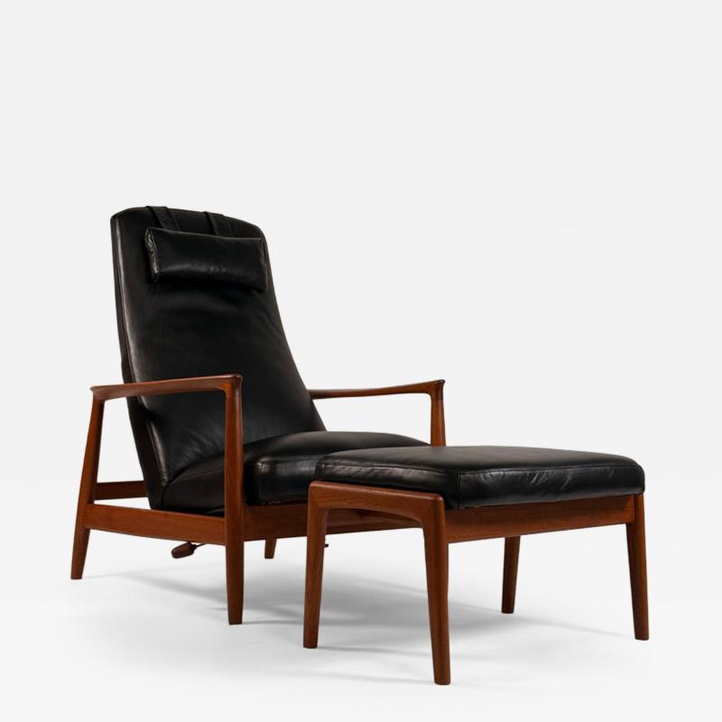 Folke Ohlsson Folke Ohlsson Recliner and ottoman for Dux in Black Leather