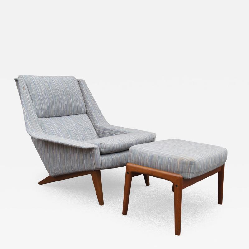 Folke Ohlsson Lounge Chair and Ottoman Model 4410 by Folke Ohlsson for Fritz Hansen