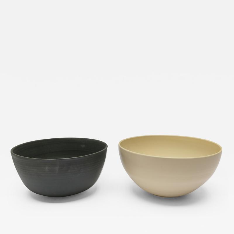 Forever Bowl in Blanc White and Noir Black by Style Union Home