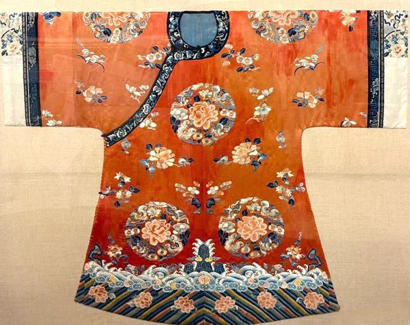 Frame Fine Embroidered Chinese Court Lady Casual Robe Qing Dynasty Provenance