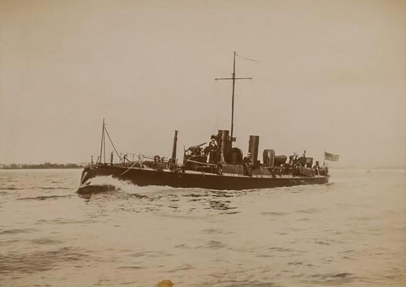 Framed albumen photograph of the Royal Navy Torpedo boat No 79