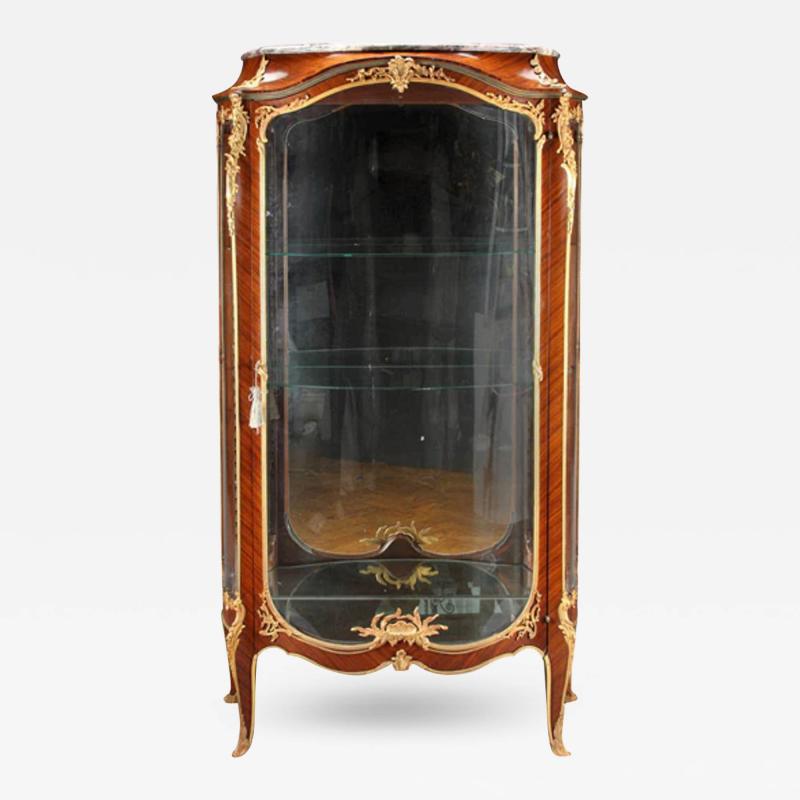 Fran ois Linke AN EXQUISITE FRENCH ORMOLU MOUNTED SHOWCASE BY FRANCOIS LINKE