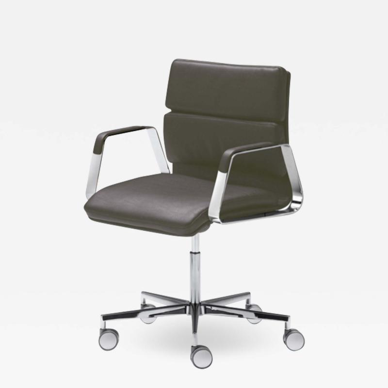 Francesc Rif Onna L Confort Executive Chair by Francesc Rif for JMM