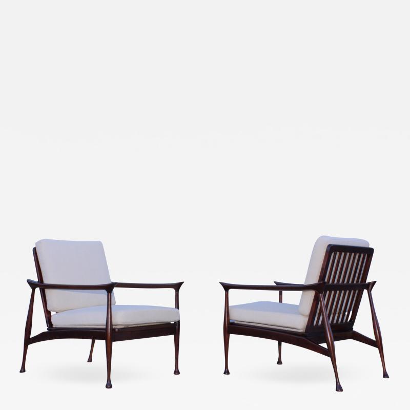 Fratelli Reguitti Fratelli Reguitti Attributed Italian Walnut Lounge Chairs