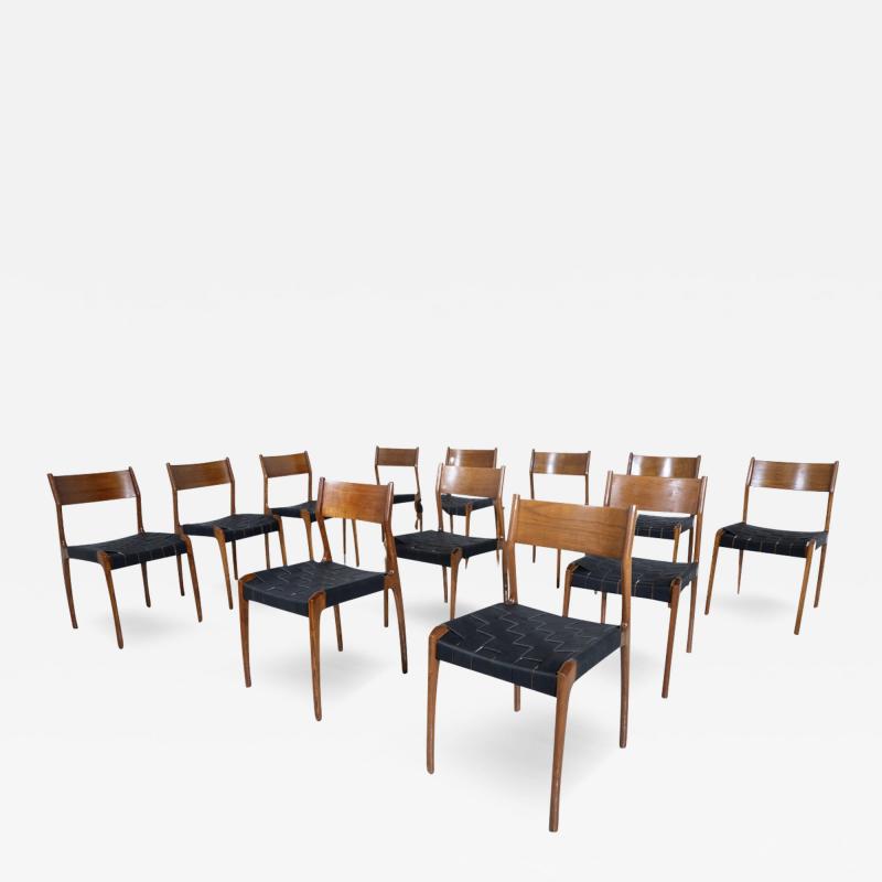 Fratelli Reguitti Mid Century Modern Set of 12 Dining Chairs by Fratelli Reguitti Italy 1950s